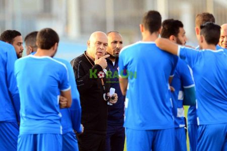 جروس يجتمع بلاعبي الزمالك قبل انطلاق التدريب