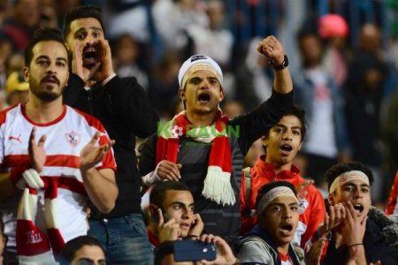 الجهات الأمنية توافق على حضور الجماهير في مباراة الزمالك والمصري