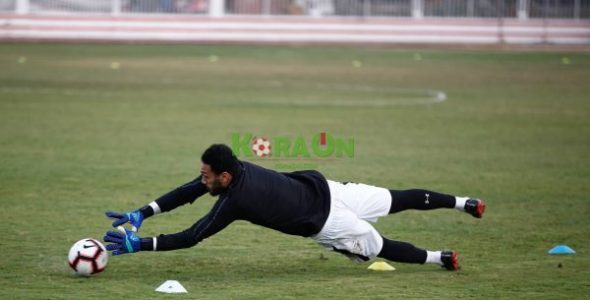 بدلاء الزمالك يؤدون تدريباتهم على ملعب النادي