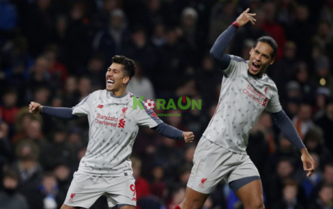 ليفربول يفوز على بيرنلي بثلاثية بمشاركة وتألق محمد صلاح