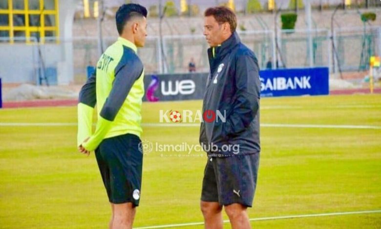 مدرب المنتخب يعقد جلسة تحفيزية مع مجدي