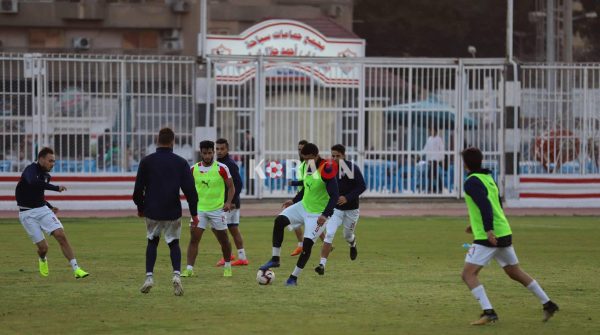 رموز الزمالك يدعمون الفريق قبل مواجهة الأهلي