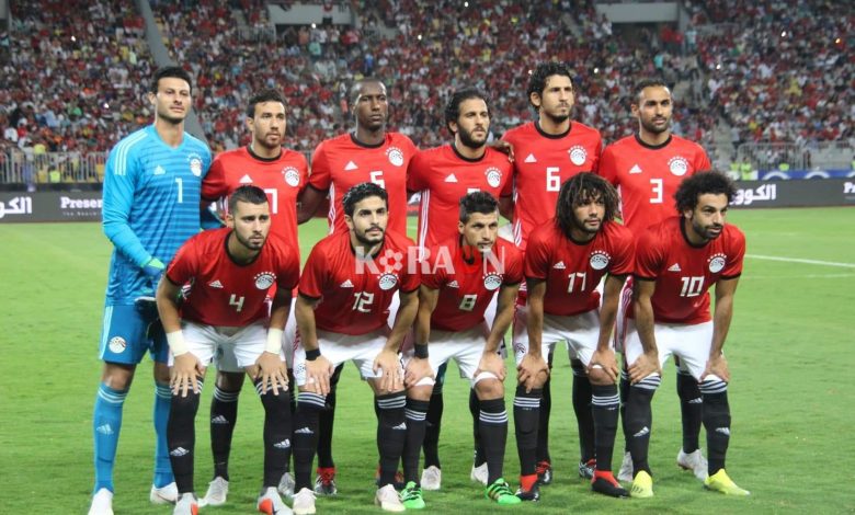 وصول بعثة منتخب مصر إلى القاهرة بعد مواجهة نيجيريا (صورة)