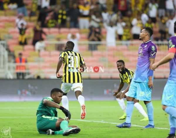 الاتحاد يفوز على الباطن برباعية ويخطف التأهل لنصف نهائي كأس خادم الحرمين