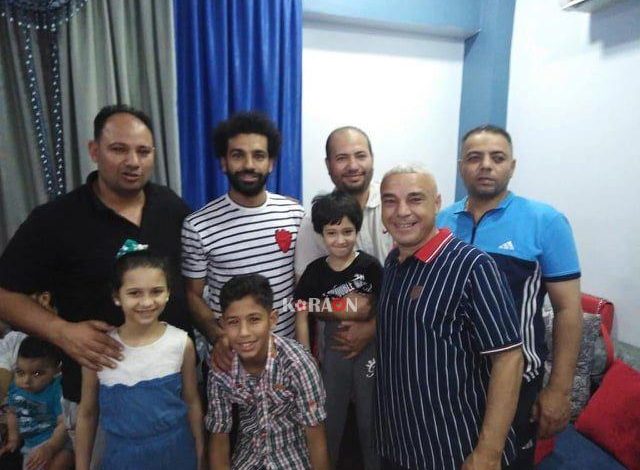 محمد صلاح يصل قريته نجريج للإحتفال بعيد الفطر..صور