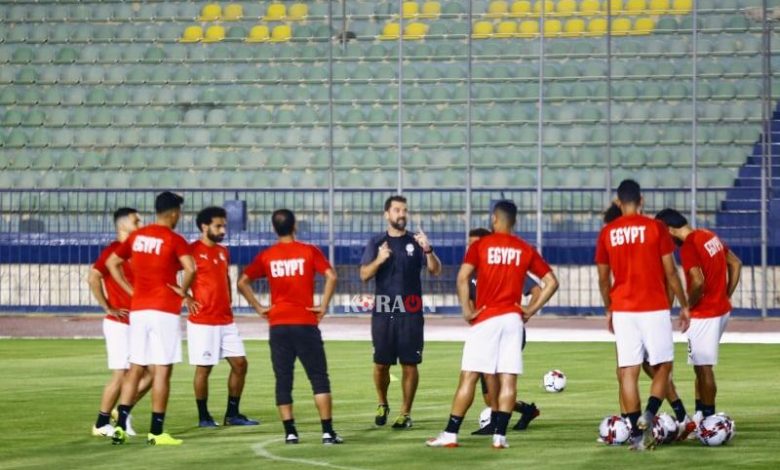 مدافع منتخب مصر يتعرض للإصابة قبل مباراة جنوب إفريقيا