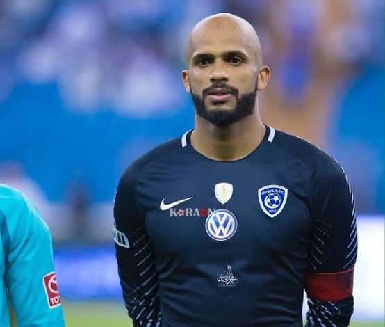 علي الحبسي: أحترم قرار الجهاز الفني ولن ألعب إلا للهلال في الدوري السعودي