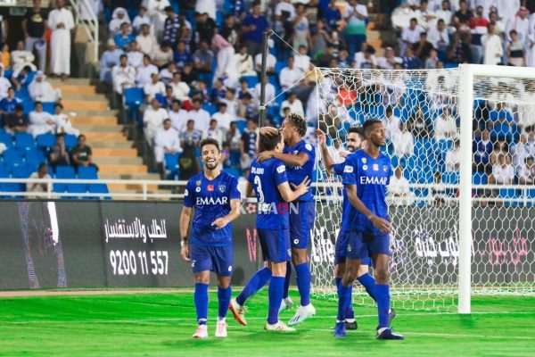 نتيجة وملخص مباراة الهلال والرائد الدورى السعودى