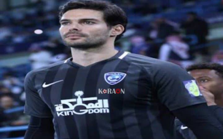 الوحدة السعودي يضم لاعب الهلال.. ويعرض كولاك للبيع