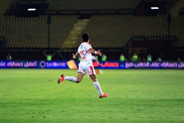 شكوك حول لحاق زيزو وجمعة بمواجهة الزمالك أمام سموحة