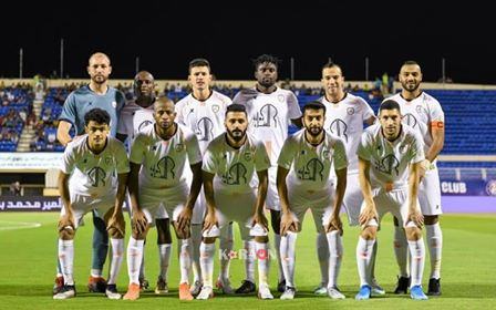 الشباب السعودي يضم لاعب إشبيلية