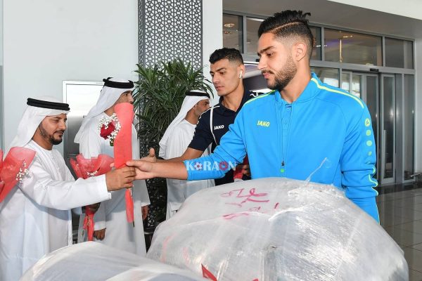 الجزيرة الإماراتي يستقبل بعثة الإسماعيلي بالورود