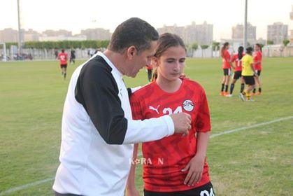 عبد اللطيف يعدد مزايا ليلي زاهر ويؤكد لا مكان للمجاملات في المنتخب