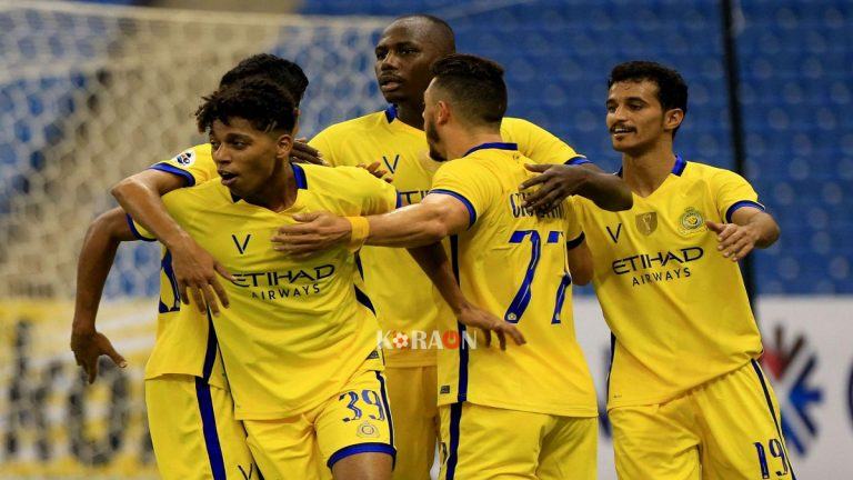 لاعب النصر السابق يرجح كفة الهلال أمام أوراوا