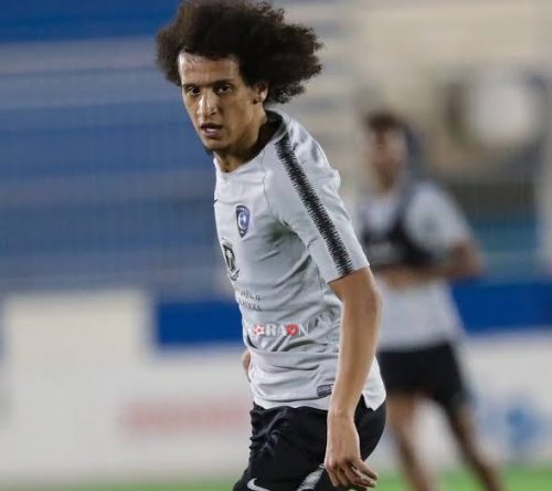 شباب اهلي دبي يتعاقد مع نجم الهلال السعودي السابق