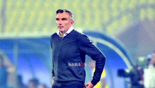 مرتضى منصور عن كارتيرون: مستمر وسأجدد عقده مع الزمالك