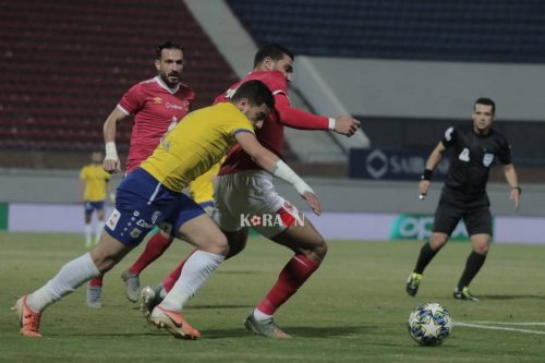 الاهلي يتحدى الإسماعيلي الجريح في لقاء مؤجل بالدوري المصري