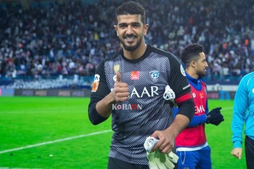 حارس مرمى الهلال يعتذر للشهري