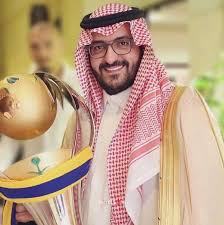 رئيس النصر السعودي السابق يدعم خزينة النادي