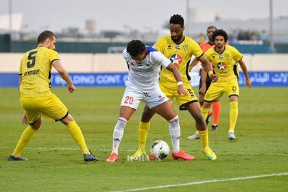 نتيجة الشوط الأول مباراة الشارقة واتحاد كلباء في دوري الخليج العربي الإماراتي