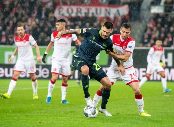 موعد مباراة دوسلدورف وبادربورن اليوم السبت الدوري الالماني والقنوات الناقلة