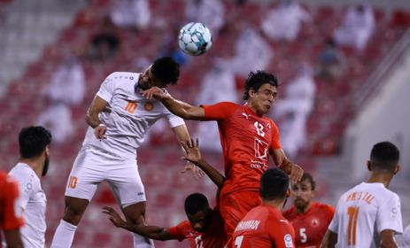 طاقم حكام مباراة العربي وأم صلال في دوري نجوم قطر