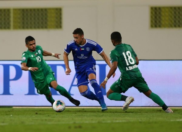 نتيجة الشوط الأول مباراة النصر وخورفكان في دوري الخليج العربي الإماراتي