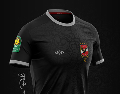 زي الاهلي الاسود