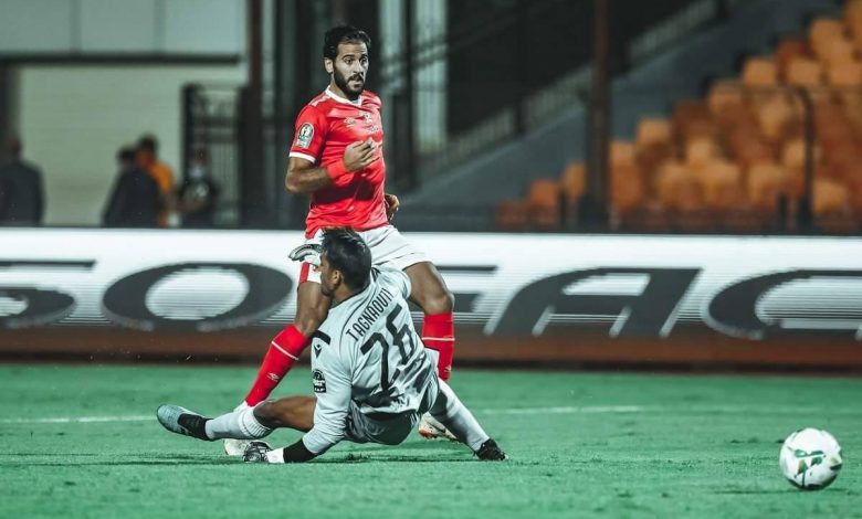 طبيب الاهلي يعلن نتيجة مسحة مروان محسن