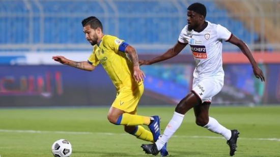 شوط اول سلبي بين النصر والشباب