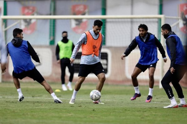 شادي محمد يدعم مهاجم الأهلي