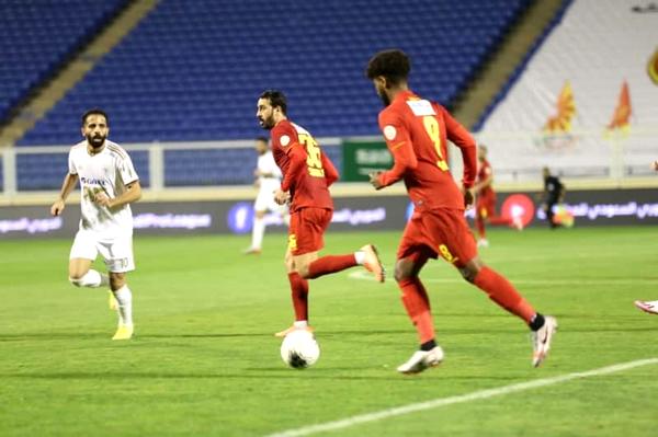 التشكيل  المتوقع لمباراة ضمك والطائي في الدوري السعودي