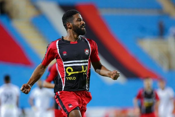 إصابة لاعب وسط الرائد السعودي بقطع في الرباط الصليبي