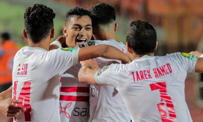 فرجاني ساسي يكافئ هداف الزمالك بألف دولار