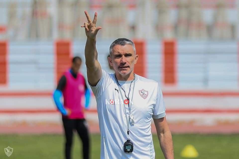 كارتيرون يدون ثلاث ملاحظات على الزمالك بعد عودته لقيادة الأبيض