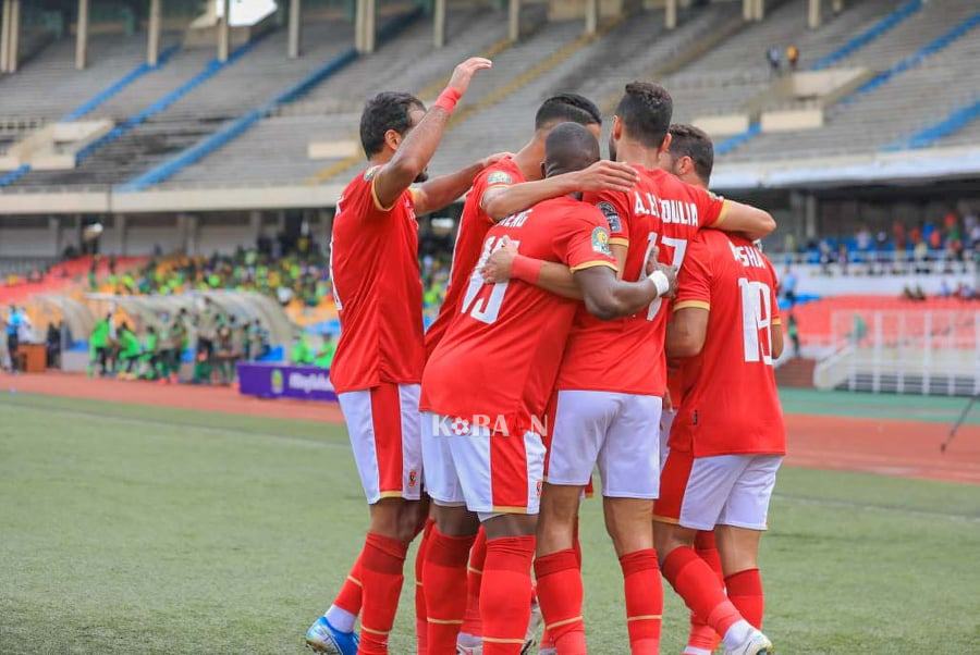 جماهير جنوب أفريقيا تهتف لبعثة الأهلي