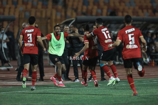 مروان محسن يهنىء جماهير الأهلي بالفوز على الزمالك