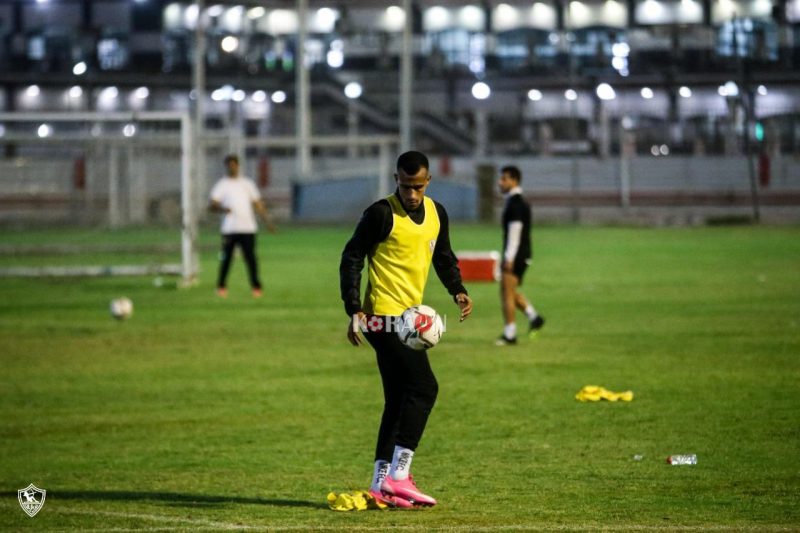 محمد أشرف روقا يشارك في مران الزمالك إستعدادًا لمباراة فاركو