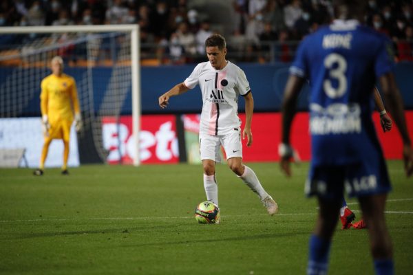 باريس سان جيرمان يفوز على تروا ويعتلي صدارة جدول ترتيب الدوري