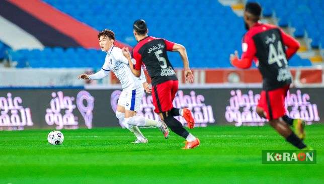 طاقم تحكيم برتغالى لمباراة الهلال و الرائد بالجولة التاسعة بالدورى السعودى