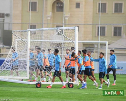 التشكيل المتواقع للفتح امام الطائي بالدورى السعودى