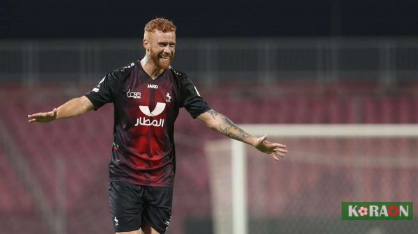 نجم الاتفاق السعودى يرد على احد مشجعين برفضه انتقاله لفريق الهلال