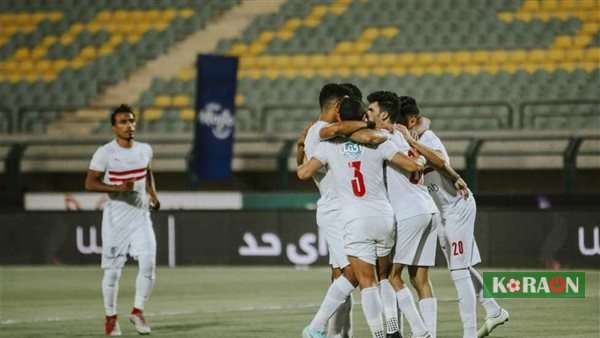 لاعبو الزمالك يصافحون لاعب غزل المحلة