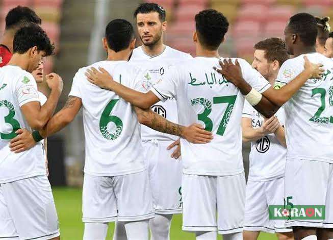 دكة بدلاء أهلى جدة أمام الهلال فى الدورى السعودى للمحترفين