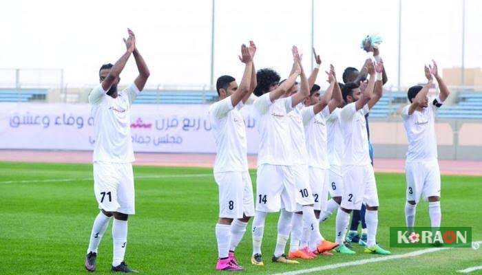 انطلاق مباراة الطائي والشباب فى الجولة الـ 25 بالدورى السعودى للمحترفين