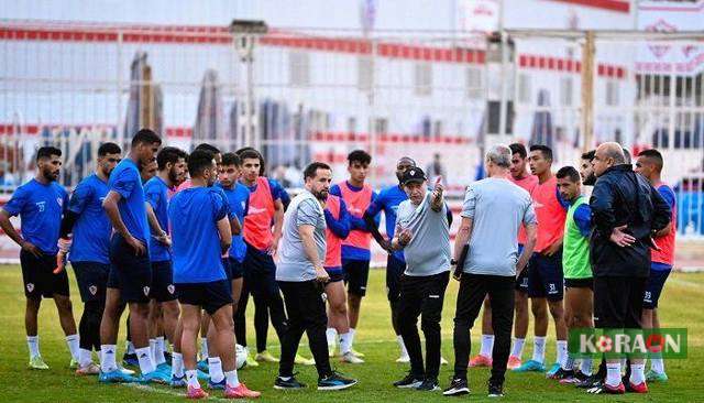 فيريرا مع لاعبي الزمالك