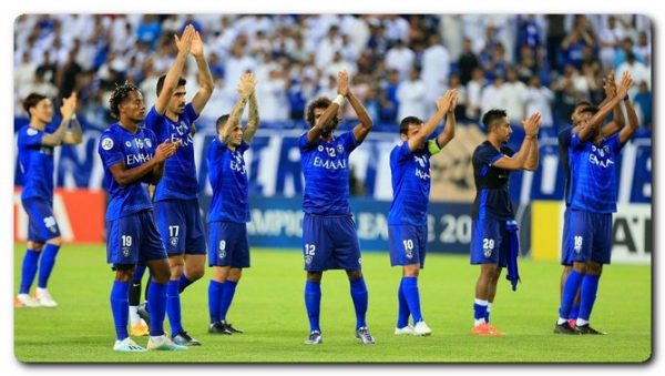 لاعب الهلال السابق يوجه رسالة لجماهير الاتحاد بعد التتويج بكأس السوبر