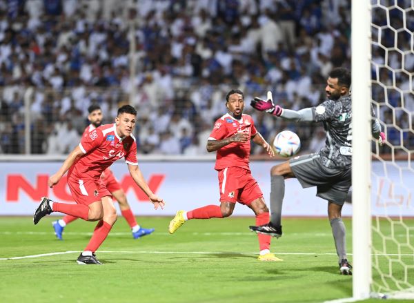 لاعب الوحدة يتحدث عن تعادل فريقه أمام الهلال