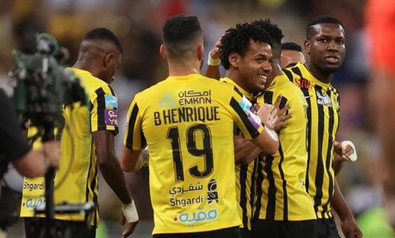 الاتحاد ينافس النصر على ضم نجم الأهلي