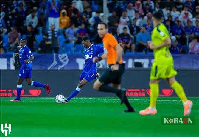 القنوات الناقلة لمباراة الهلال والتعاون في دوري روشن السعودي